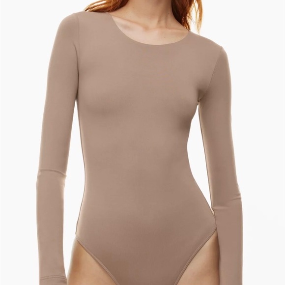 Babaton CONTOUR CREW LONGSLEEVE BODYSUIT size small deep taupe - Picture 3 of 5